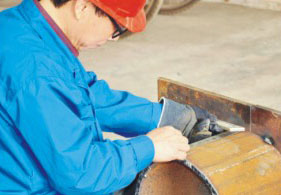 鉚工制作